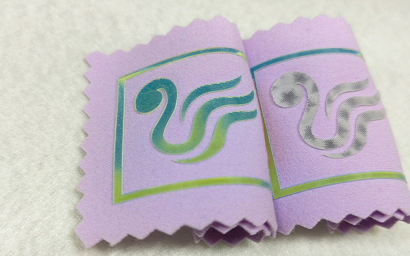 3D硅胶厚板热转印烫标  幻彩硅胶烫画商标  服装logo图案可定制