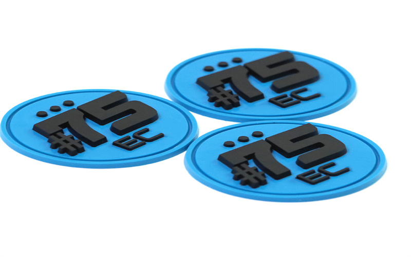 环保PVC胶章 儿童帽子服饰箱包徽章PVC橡胶标滴塑标字母胶章 logo